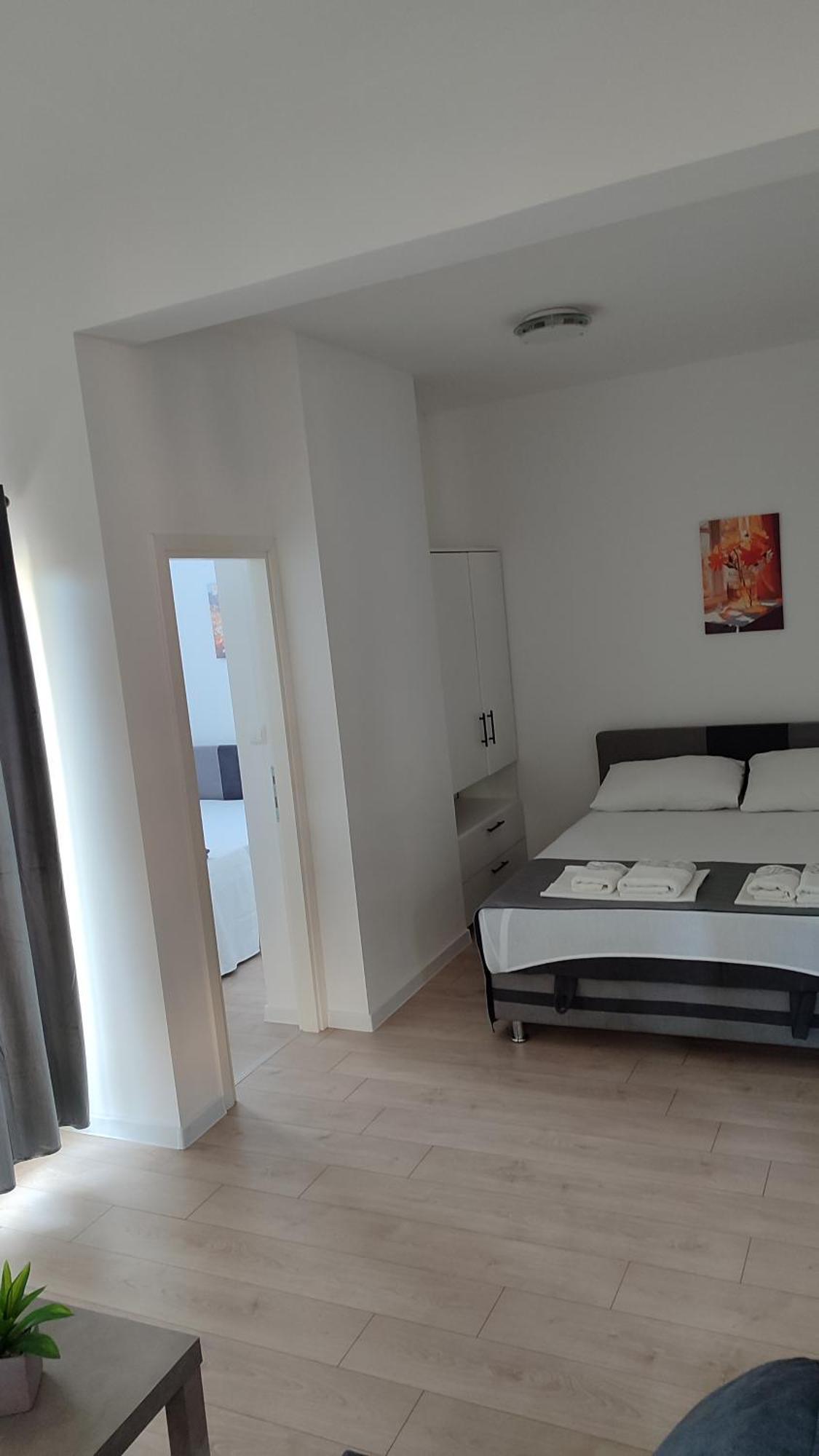 Apartments Glibic Заострог Екстериор снимка